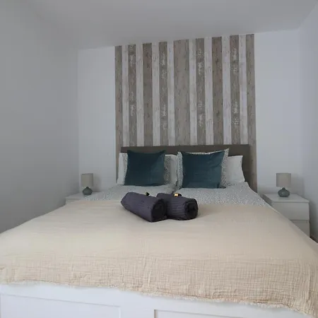 Apartament Oceaneye With Heated Pool